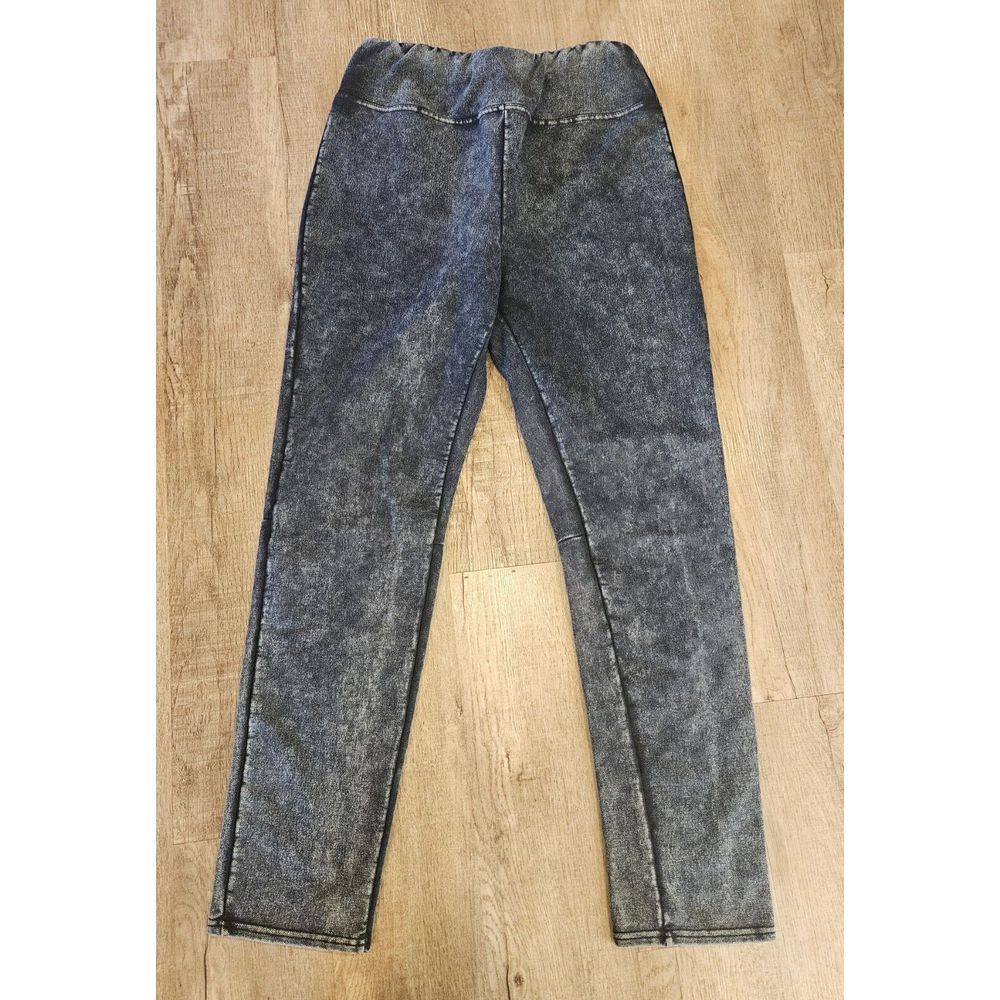 Earthbound Distressed Looking Jeggings Size XXL
